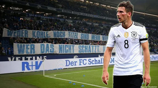 León Goretzka y la dura pancarta que le dedicó la afición del Schalke 04 tras fichar por el Bayern Múnich