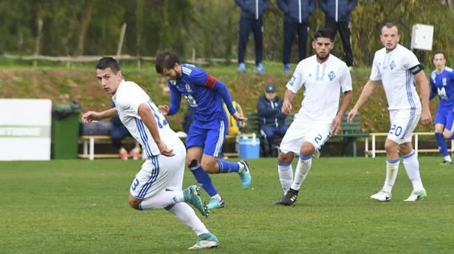 Carlos Zambrano debutó con el Dinamo Kiev en un amistoso. 