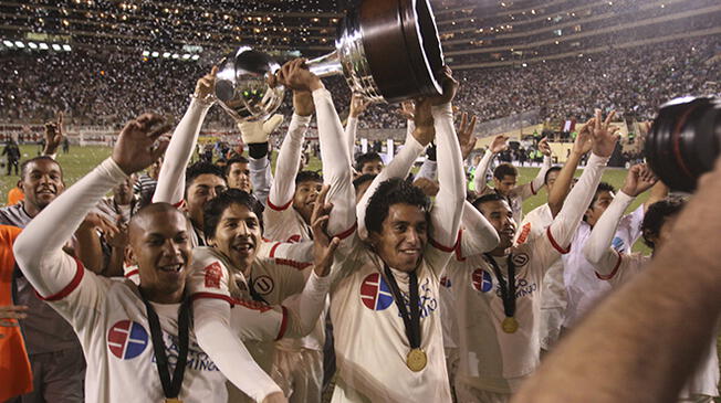Universitario celebra el título de la Copa Libertadores Sub-20.