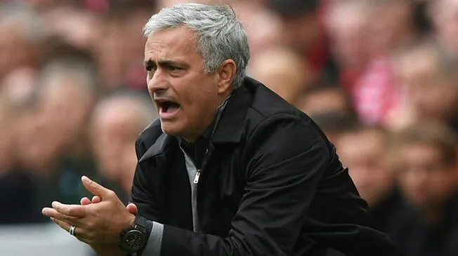 José Mourinho no se hace problemas en caso el Manchester United quede fuera de la Champions League. 