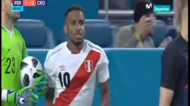 Jefferson Farfán, tras aquella jugada peligrosa de Perú.