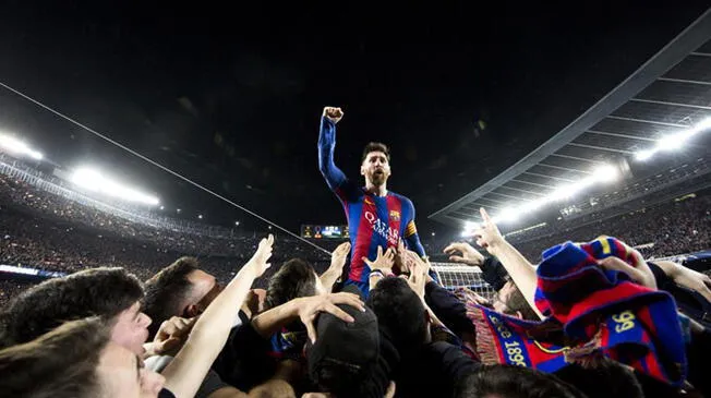 El Camp Nou se rinde ante Lionel Messi. Foto: Barcelona