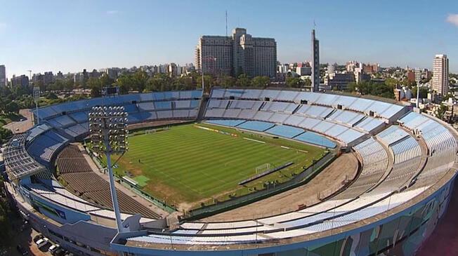 El Centenario se construyó en 1930 para el primer mundial de fútbol 