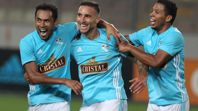 Cristal se hace fuerte en el fútbol peruano