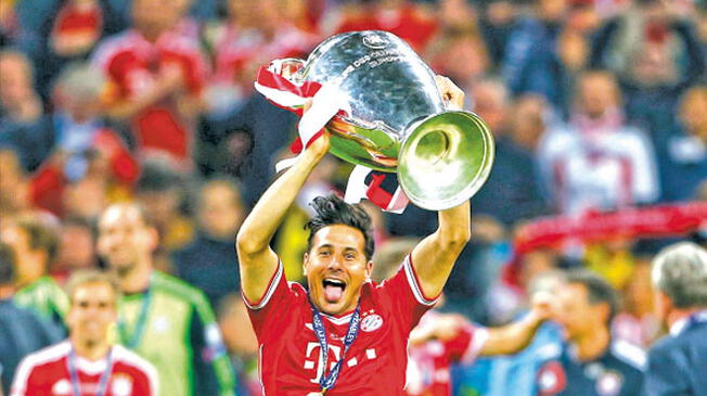 Pizarro celebrando con la 'Orejona'. 