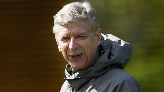 El director técnico francés, Arsene Wenger, dejará el banquillo del Arsenal inglés tras 22 años.