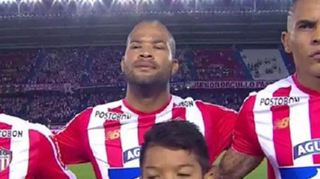 El defensor jugó con el equipo alterno del Junior. El defensor jugó con el equipo alterno del Junior.