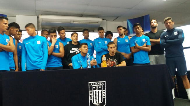 Jugadores de Alianza Lima desmintieron problemas internos y respaldaron a Bengoechea