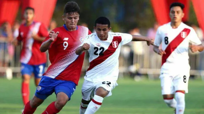 La Selección Peruana Sub-17, durante un amistoso ante Costa Rica en la Videna.