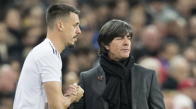 Joachim Löw dejó fuera del Mundial al delantero del Bayern Múnich. Sandro Wagner reaccionó y renunció a su "sele". 