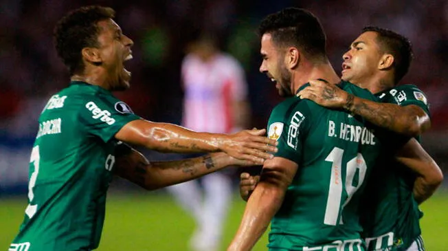 Palmeiras clasificó a octavos de final como primero del Grupo H.