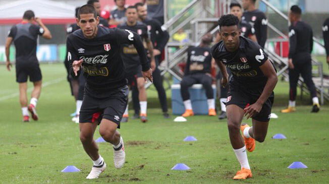 Luis Abram lucha con Nilson Loyola por un cupo en la Selección Peruana en Rusia 2018. | Foto: @FPF