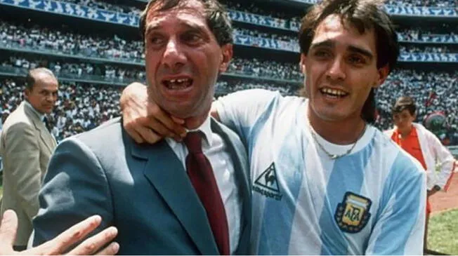 Carlos Salvador Bilardo, durante las celebraciones de Argentina tras ganar el Mundial 1986.