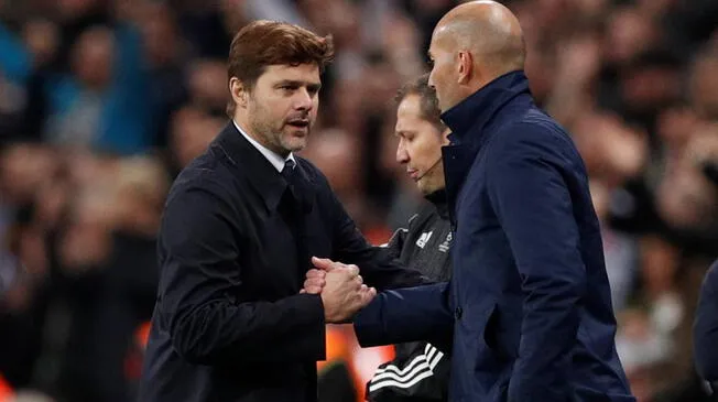 Mauricio Pochettino se saluda con Zinedine Zidane antes de un Real Madrid-Tottenham