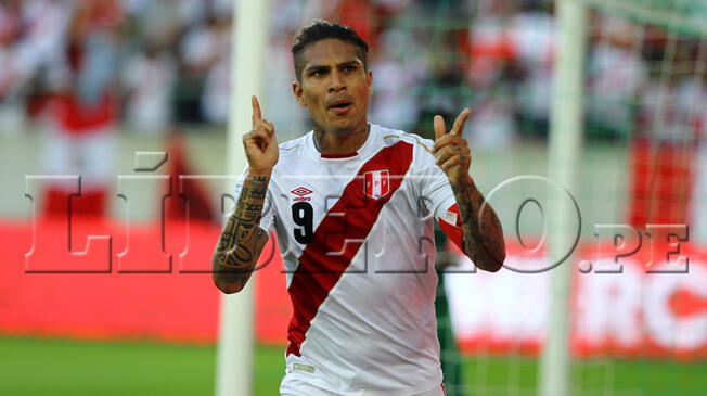 Paolo Guerrero tuvo un regreso genial al marcar un doblete ante Arabia. 