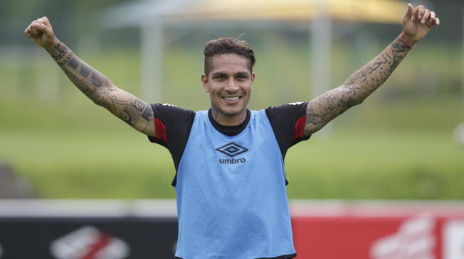 Paolo Guerrero, durante un entrenamiento de la Selección Peruana.