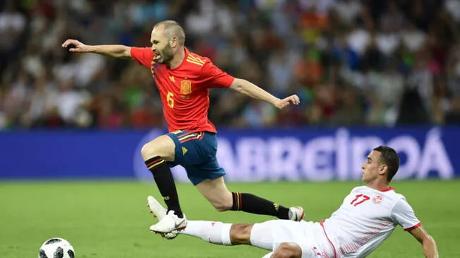 El volante de la Selección Española habló del pesimismo que existe entorno a 'la roja' y del duelo por los octavos de final que sostendrán frente a Rusia.