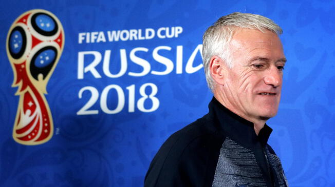 Didier Deschamps le 'tiró' flores que a Lionel Messi.