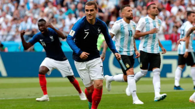 Griezmann fue el autor de uno de los tantos, al término del encuentro fue a los camerinos de Argentina para pedirle un favor al 'Kun' Agüero.