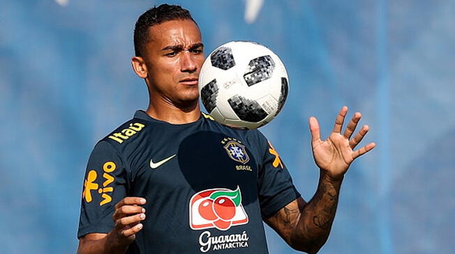 Danilo, durante un entrenamiento de Brasil en el Mundial Rusia 2018