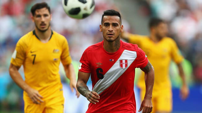 Miguel Trauco, durante el Perú vs. Australia por el Mundial Rusia 2018.