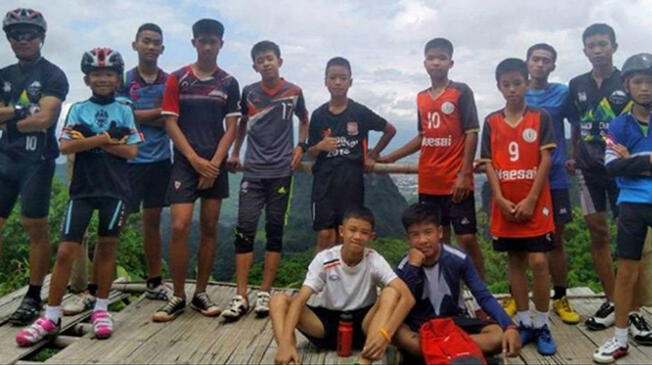 Tailandia rescate: Real Madrid y Barcelona invitan a partido a los niños futbolistas rescatados en Tailandia