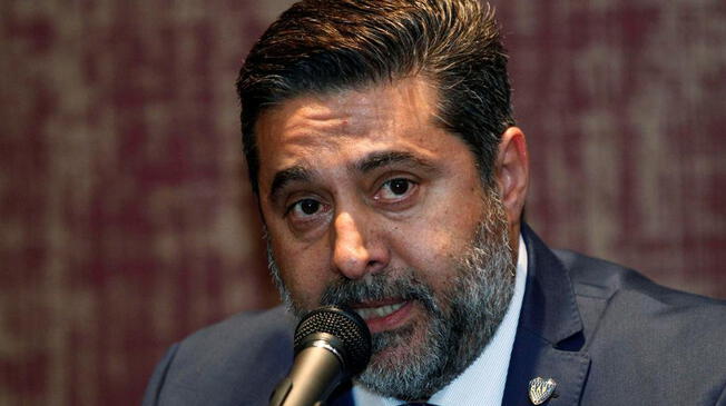 Vicepresidente de la AFA señaló no tener problemas de entablar diálogo con el estratega de River Plate para que asuma el cargo de DT en la Argentina.