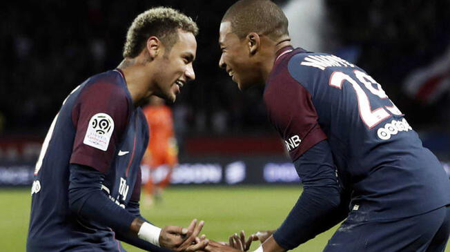Neymar y Kylian Mbappé llevan una excelente relación en el PSG. Foto: EFE