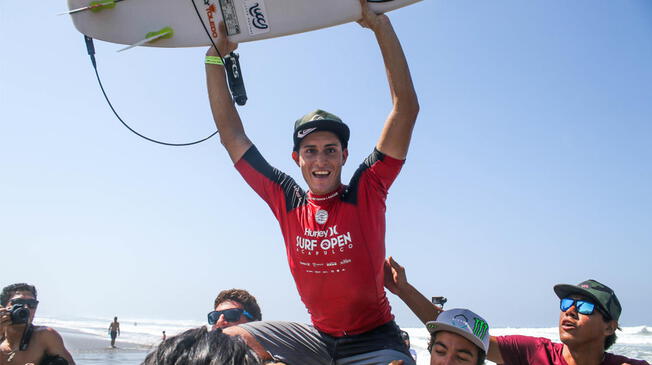 Lucca Mesinas triunfa en Hurley Surf de Acapulco