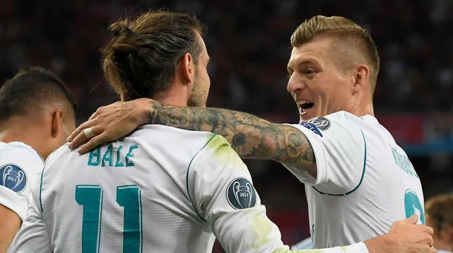 Gareth Bale y Toni Kroos celebran un gol del Real Madrid.