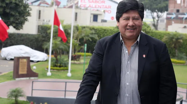 Edwin Oviedo no corre riesgo de perder la presidencia de la Federación Peruana de Fútbol señala Conmebol