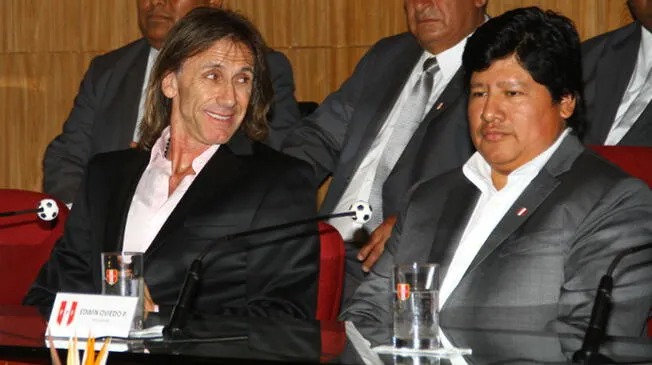 Ricardo Gareca junto a Edwin Oviedo en la Videna.