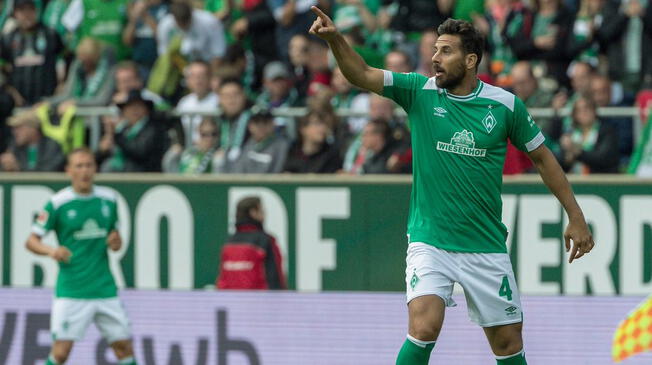 Claudio Pizarro se perdió gol en el partido entre Werder Bremen y Hannover