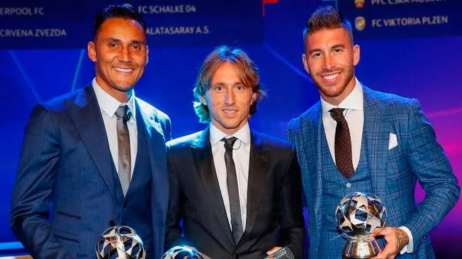 Sergio Ramos besó a Luka Modric tras ser premiado como el mejor jugador del año por la UEFA