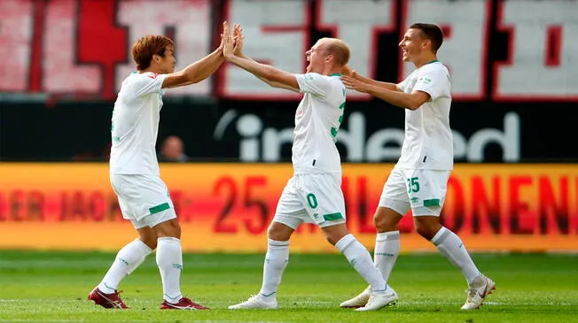Werder Bremen vs Eintracht Frankfurt EN VIVO ONLINE LIVE STREAMING vía FOX SPORTS 2: VAR convalidó el gol de Yuya Osako en posición adelantada │ VIDEO