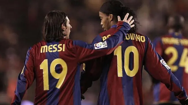 Ronaldinho y el inusual pedido cuando Liones Messi se retire: "Que nadie más vista la 10 del Barcelona"