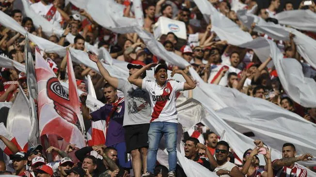 River Plate: Fallece un hincha en pleno partido por un paro cardiaco
