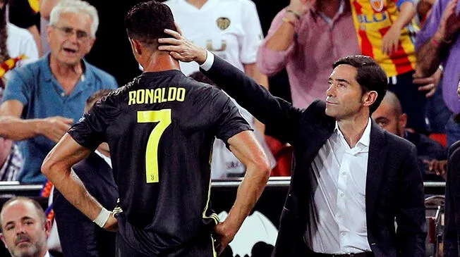 Cristiano Ronaldo y Marcelino, tras la expulsión del luso.