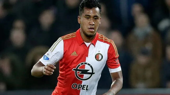 Renato Tapia juega los últimos minutos en victoria de Feyenoord ante Utrecht