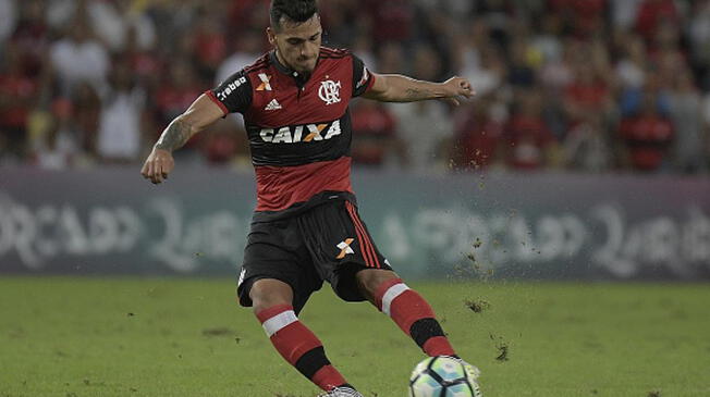 DT de Flamengo, Maurício Barbieri, elogia actuación de Miguel Trauco