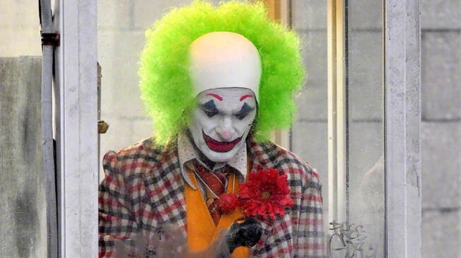Joker: Joaquin Phoenix es captado con tenebrosa apariencia desde el set de grabación | FOTOS