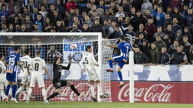 Real Madrid vs Alavés: Error de Thibaut Courtois provoca el gol de Manu García