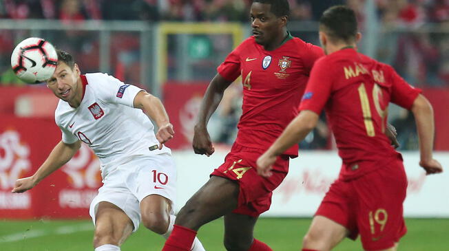 La selección de Portugal - sin la presencia de Cristiano Ronaldo por temas extradeportivos - venció en su calidad de visita por 3-2 a Polonia