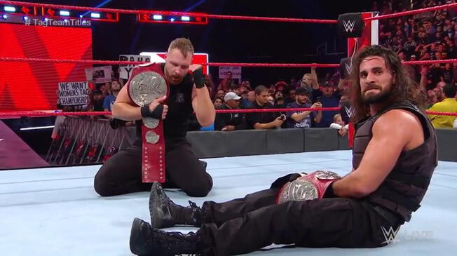 En WWE RAW, Dean Ambrose traicionó a Seth Rollins tras convertirse en campeones en pareja.