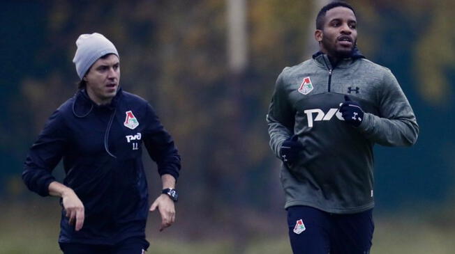 Jefferson Farfán es halagado por su técnico en libro sobre Lokomotiv