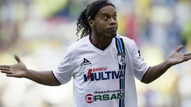 Ronaldinho: Jugador brasileño se encuentra en bancarrota 