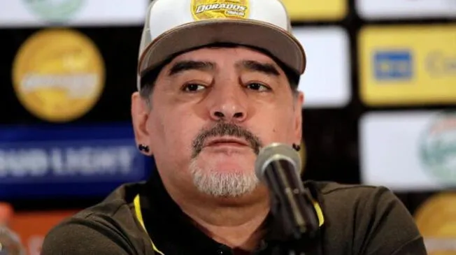 Federación Mexicana de Fútbol anunció la apertura de una investigación contra Maradona, técnico de Dorados de Sinaloa 