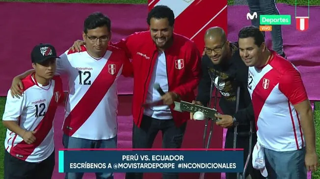 El 'Mudo' Rodríguez se hizo presente en el Estadio Nacional para entregar una distinción previo al Perú vs Ecuador. 