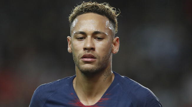 Clarence Seedorf: "Neymar se equivocó dejando el Barcelona"