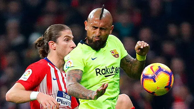 Instagram: Arturo Vidal │ Teletón Chile 2018. Camiseta de Barcelona es utilizada por el volante para llegar a la meta en dinero │ FOTO
